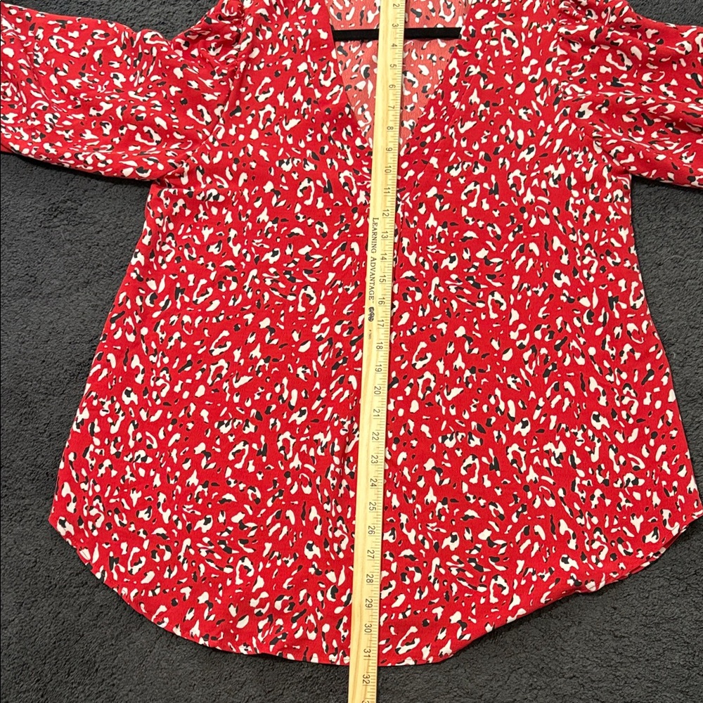 Red Patterned Women's Top - Picture 6 of 7